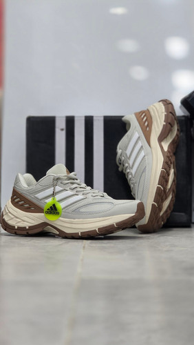 کتونی آدیداس ساخت ویتنام مستر کوالیتی A سایز 37تا۴۰ پایین ترین قیمت در ایران . Adidas vietnam