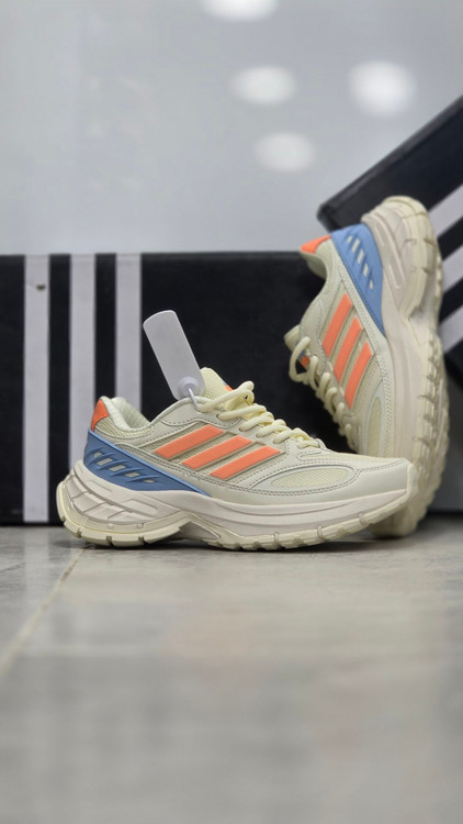 کتونی آدیداس ساخت ویتنام مستر کوالیتی A سایز 37تا۴۰ پایین ترین قیمت در ایران . Adidas vietnam