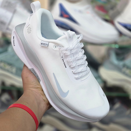 کتونی نایک اینفینیتی ران ۴/ گورتکس ضمانت کیفیت کالا / سایز۴۰الی ۴۵/فروش تکی و عمده