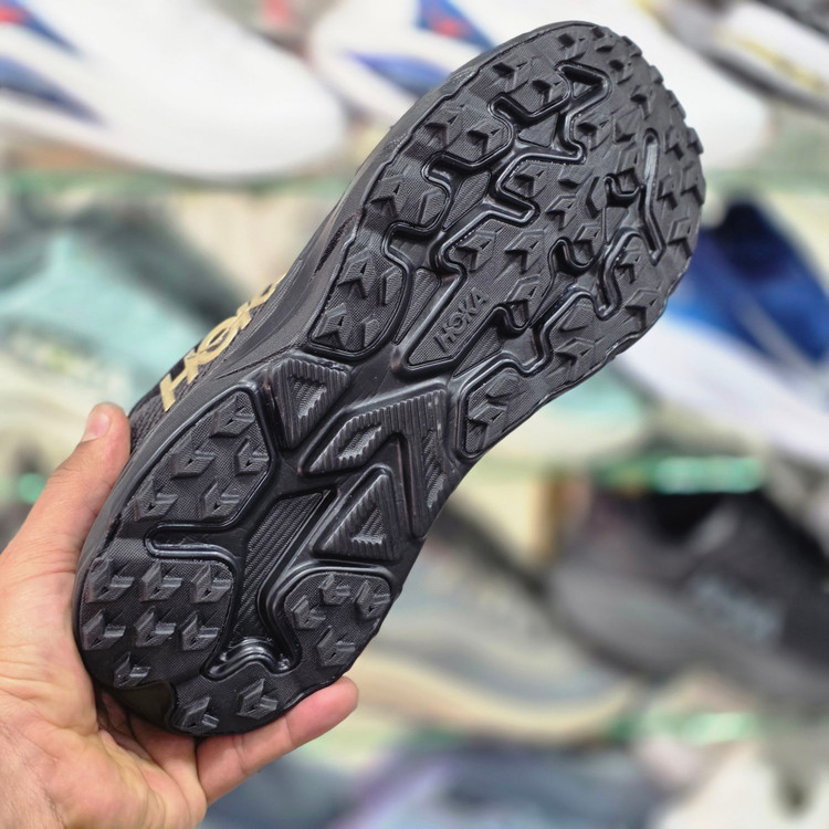 کتونی هوکا باندی 9 رانینگ و پیاده رویی/سایز 40 تا 45/Hoka Bondi 9/ساخت ویتنام فروش تکی و عمده / تضمین کیفیت کالا