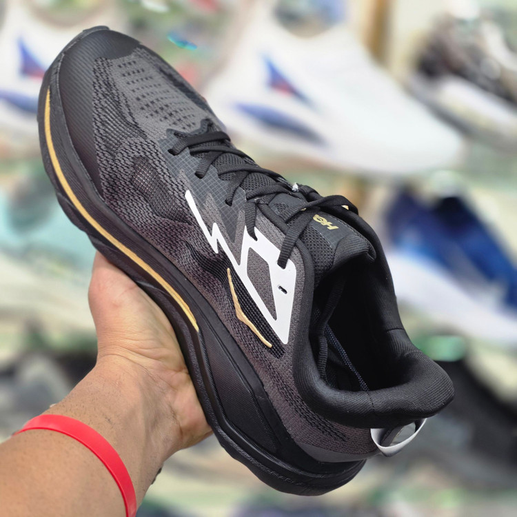 کتونی هوکا باندی 9 رانینگ و پیاده رویی/سایز 40 تا 45/Hoka Bondi 9/ساخت ویتنام فروش تکی و عمده / تضمین کیفیت کالا