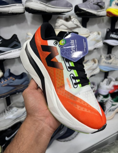 کتونی نیوبالانس الیت ۴ فیوئل /ساخت ویتنام وارداتی /سایز ۴۰ تا ۴۵ /Newbalance Elite V4 Fuel Cell Vietnam /فروش عمده و تک /پایین ترین قیمت .