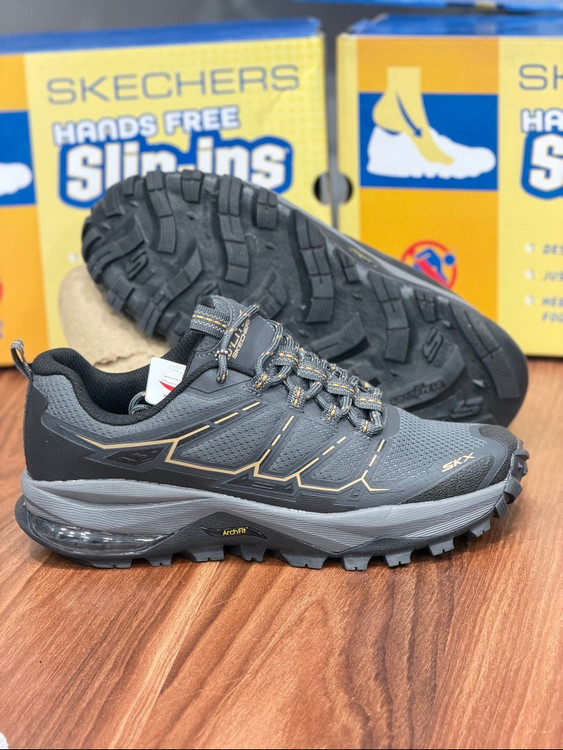 کتونی اسکیچرز آرچ فیتSkechers Archfit ساخت ویتنام سایز۴۰ تا ۴۵ .فروش تکی و عمده تضمین کیفیت کالا