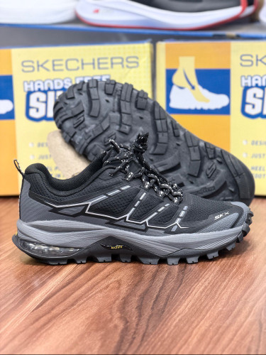 کتونی اسکیچرز آرچ فیتSkechers Archfit ساخت ویتنام سایز۴۰ تا ۴۵ .فروش تکی و عمده تضمین کیفیت کالا