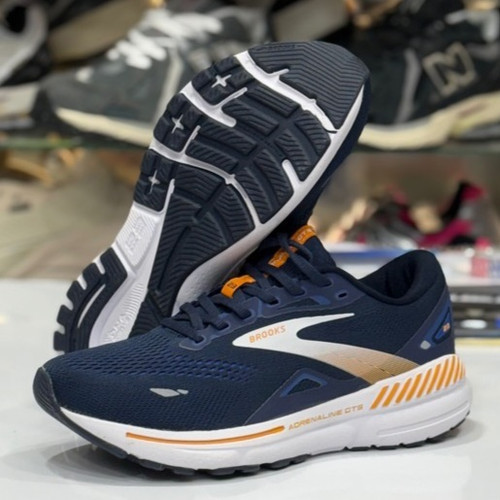 کتونی رانینگ و پیاده روی بروکس ادرنالین 23 ضمانت کیفیت کالا سایز : 40 تا 45 عمده وتک