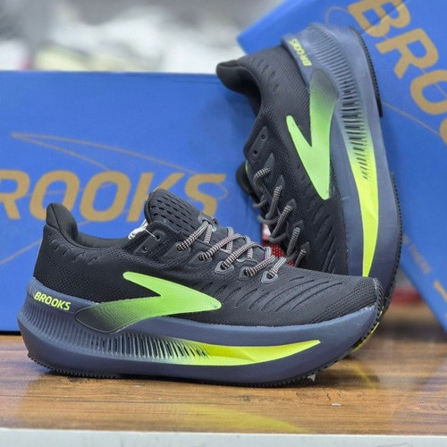 کتونی پیاده روی و رانینگ بروکس گلیسیرین مکس ۲ Brooks Glyceri max 2 / ضمانت کیفیت / ساخت ویتنام /جعبه و بارکد دار / سایز ۴۰الی ۴۵ /فروش تکی و عمده