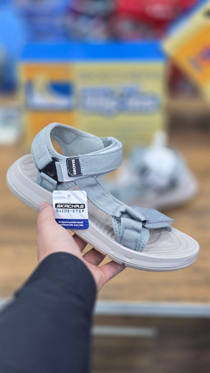 صندل اسکیچرز/ با زیره طبی نرم/صندل اسکیچرز / ست زنانه و مردانه / اصل ویتنام / سایز ۳۸ الی ۴۵