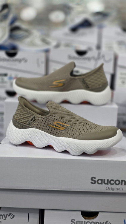 کتونی اسکیچرز با زیره ماساژوری /Skechers Slip Ins Uomo/اسلیپ امو طبی و سبک و راحت / ساخت ویتنام وارداتی/ سایز۴۰ تا ۴۵/فروش بصورت عمده و تک