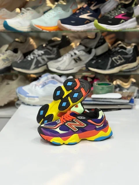 کتونی زنانه نیوبالانس مدل 9060 - وارداتی ویتنامی (کیفیت مستر کوالیتی) / سایز بندی 36 الی 40/ فروش تکی و عمده