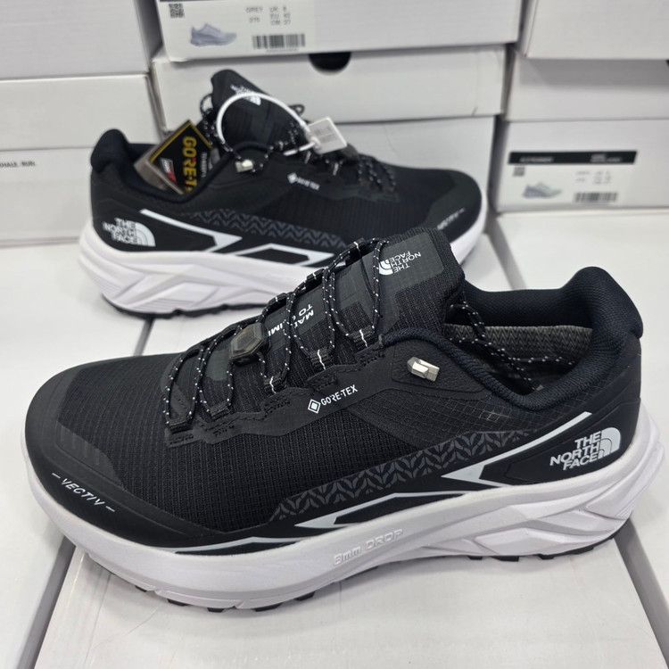 کتونی تریل رانینگ ویتنام نورث فیث the north face / ضد آب و گورتکس / زیره ویبرام / طبیعتگردی و شهری / ضمانت کیفیت کالا / سایز ۴۰ الی ۴۵