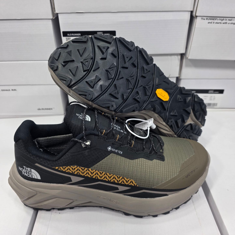 کتونی تریل رانینگ ویتنام نورث فیث the north face / ضد آب و گورتکس / زیره ویبرام / طبیعتگردی و شهری / ضمانت کیفیت کالا / سایز ۴۰ الی ۴۵