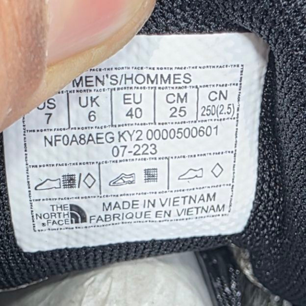 کتونی تریل رانینگ ویتنام نورث فیث the north face / ضد آب و گورتکس / زیره ویبرام / طبیعتگردی و شهری / ضمانت کیفیت کالا / سایز ۴۰ الی ۴۵