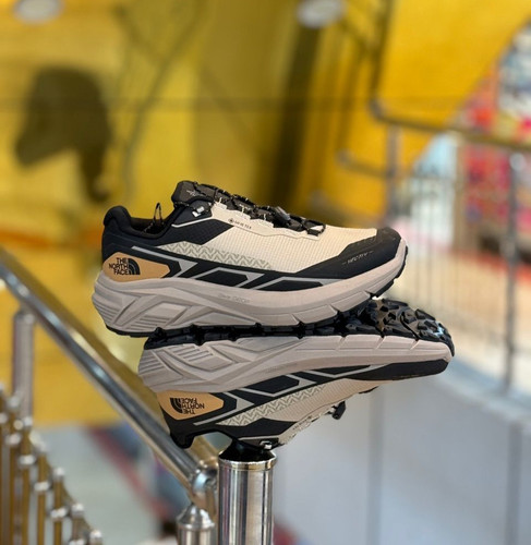 کتونی تریل رانینگ ویتنام نورث فیث the north face / ضد آب و گورتکس / زیره ویبرام / طبیعتگردی و شهری / ضمانت کیفیت کالا / سایز ۴۰ الی ۴۵