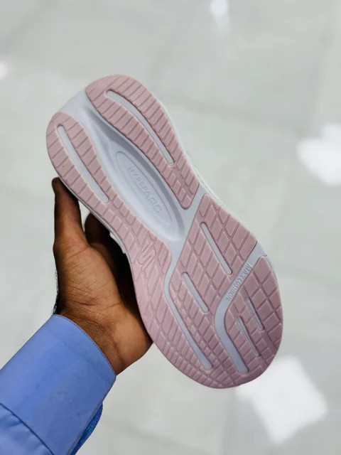 کتونی اسکیچرز زنانه مکس کوشن مستر کوالیتی |سایز۳۷تا۴۰|skechers max cushion
