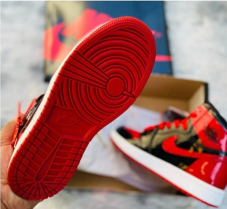 کتونی نایک ایر جردن Nike Air jordan ساخت ویتنام سایز ۴۰الی ۴۵فروش تکی و عمده ضمانت کالا