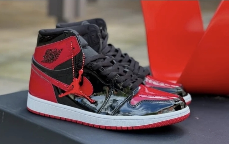 کتونی نایک ایر جردن Nike Air jordan ساخت ویتنام سایز ۴۰الی ۴۵فروش تکی و عمده ضمانت کالا
