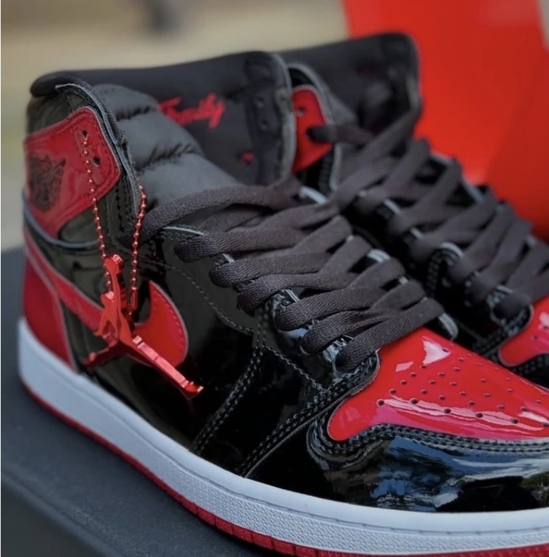 کتونی نایک ایر جردن Nike Air jordan ساخت ویتنام سایز ۴۰الی ۴۵فروش تکی و عمده ضمانت کالا