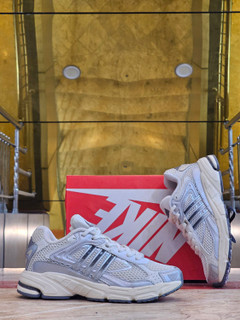 کتونی ادیداس ریسپانس CL مسترکوالیتی /سایز 40 الی 45/Adidas Response CL/فروش عمده و تک