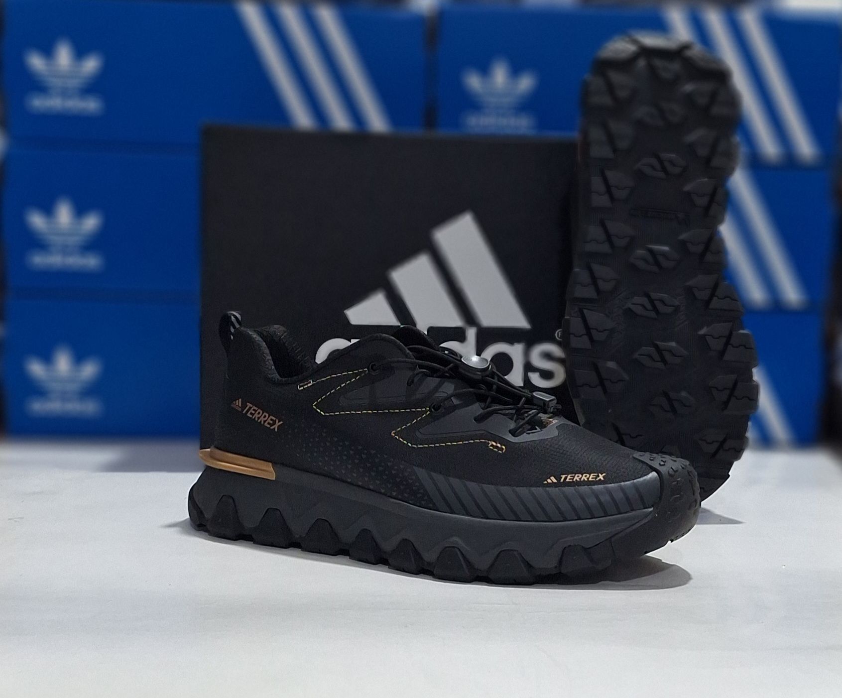کتونی آدیداس ترکس/Adidas Terrex Free Vietnam/سایز ۴۰الی ۴۵/ساخت ویتنام/ فروش تکی و عمده/تضمین کیفیت کالا