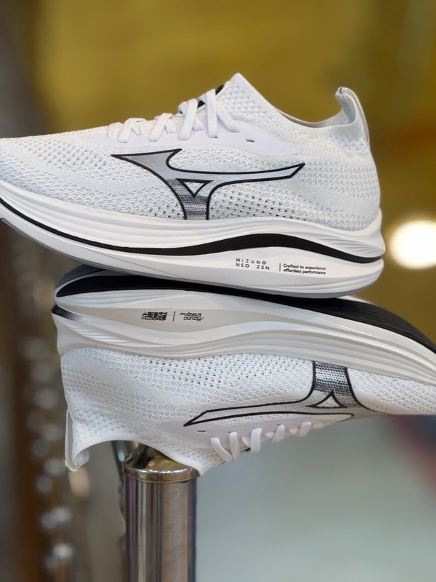 کفش مسترکوالیتی میزانو نئو ذن/ Mizuno neo zen / سایز ۳۶ الی ۴۵ / ساخت ویتنام / با ضمانت کیفیت کالا