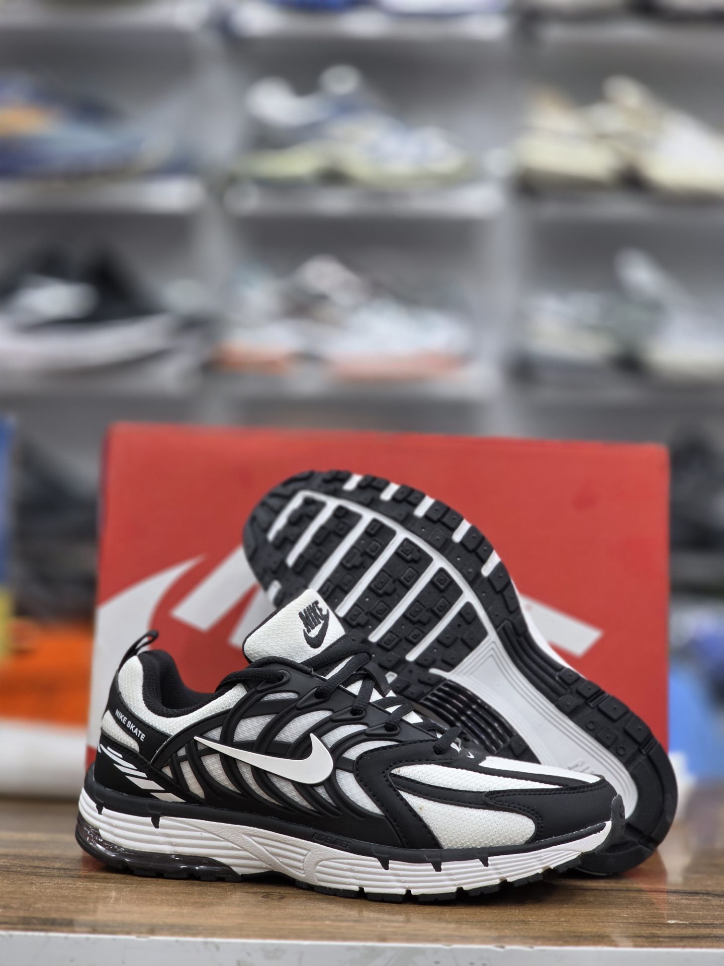 کتونی نایک اسکات رانینگ و پیاده رویی/سایز۴۰الی ۴۵/ساخت ویتنام/ Nike skate/فروش تکی و عمده/تضمین کیفیت کالا