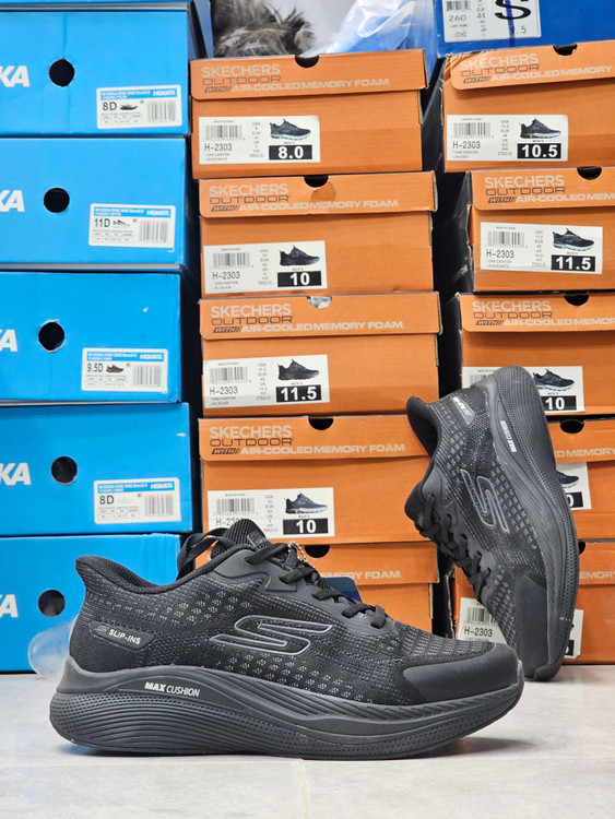 کتونی طبی اسکیچرز مکس کوشن/ Skechers Max Cushioning/ مخصوص پیاده روی و روزمرگی/ سایز 40 الی 45/ ساخت ویتنام/جعبه و بارکد دار / ضمانت کالا