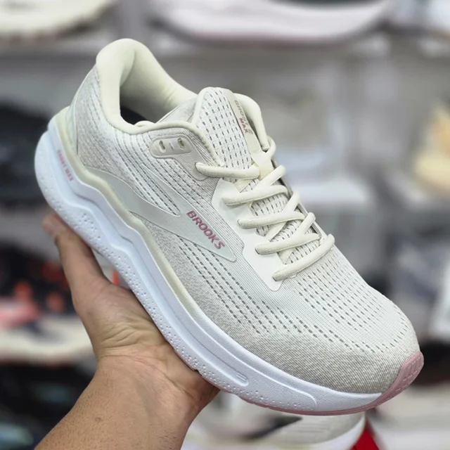 کتونی رانینگ و پیاده روی وارداتی بروکس گاست مکس ۲/ Brooks ghost max 2 / اصل ویتنام / سایز40/45 فروش تکی و عمده