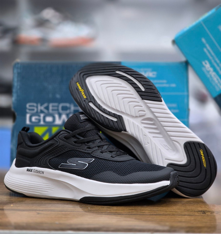 کتونی مسترکوالیتی اسکیچرز مکس کوشن/ Skechers Max Cushioning / سایز 40 الی 45/ ساخت ویتنام/ ضمانت کالا