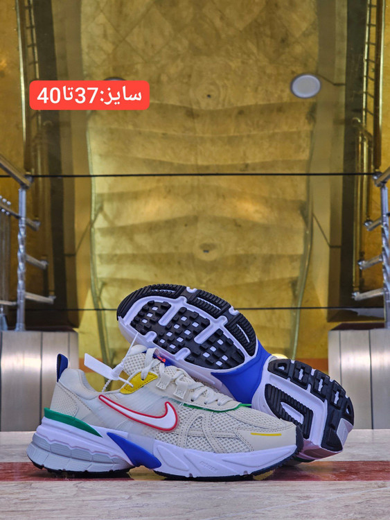 خرید کتونی نایک وی تو کی/Nike V2k Run/ساخت ویتنام/سایز ۳۷ الی ۴۰ تضمین کیفیت کالا /فروش تکی و عمده