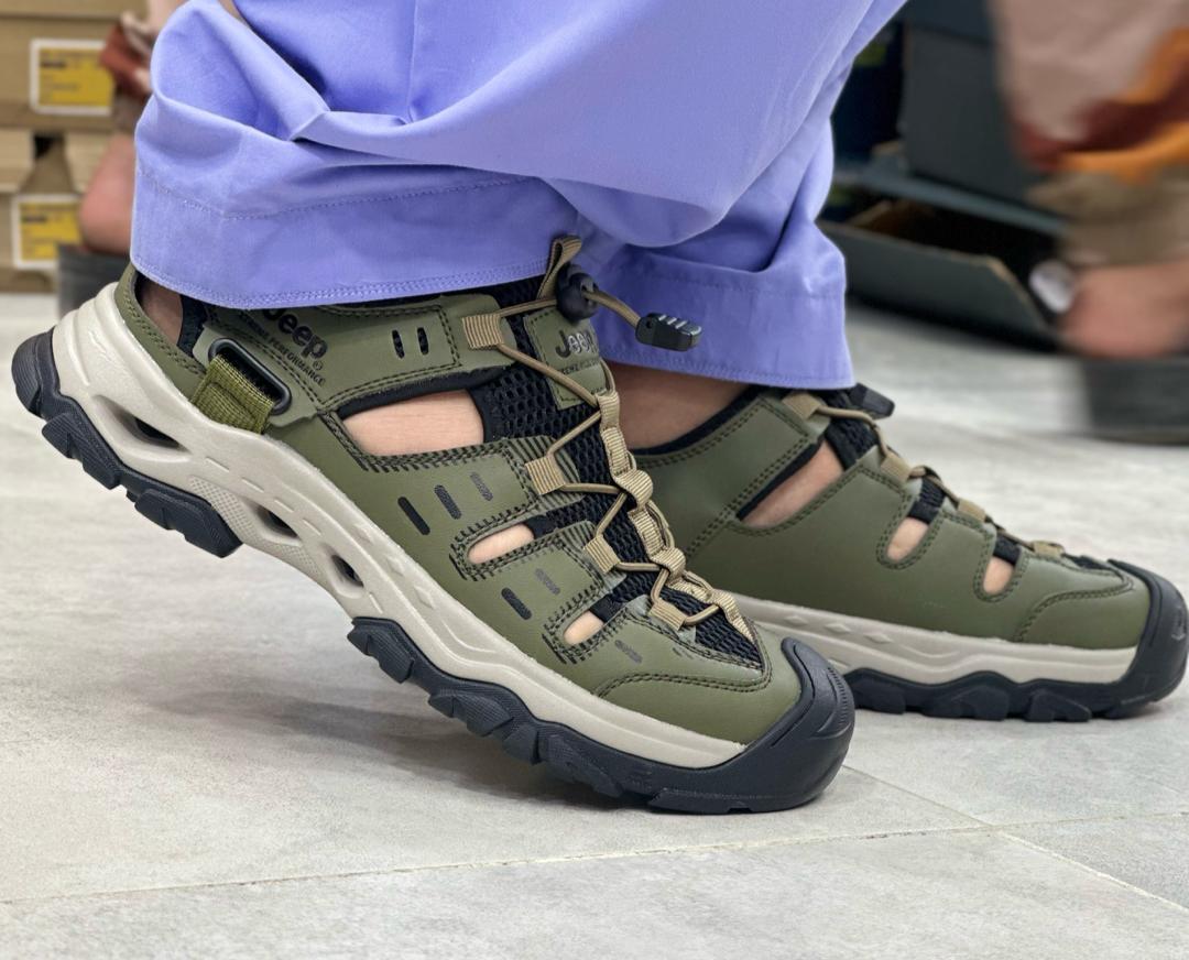 صندل آمریکایی جیپ جدیدترین صندل سایز ۴۰ تا ۴۵ فروش بصورت عمده و تک .Sandal jeep