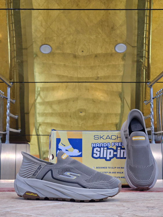 کتونی اسکیچرز پیاده رویی بدون بند مسترکوالیتی /سایز 40 تا 45/Skechers Max Cushioning/ساخت ویتنام/فروش عمده و تک/ ضمامت کیفیت کالا