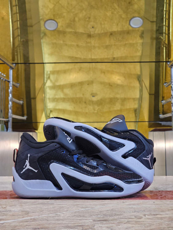 کتونی نایک ایر جردن تیتوم ۱ PF مسترکوالیتی /سایز 42/ Nike Air Jordan Tatum 1 PF / ساخت ویتنام/ضمانت کیفیت کالا