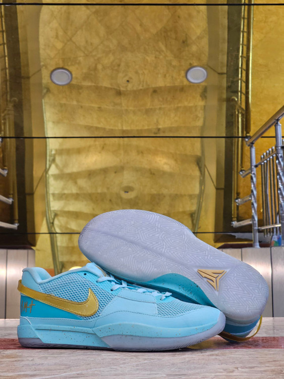 کتونی خارجی نایک جا وان/Nike Ja 1 /ساخت ویتنام/سایز ۴۰ الی ۴۵/فروش تکی و عمده