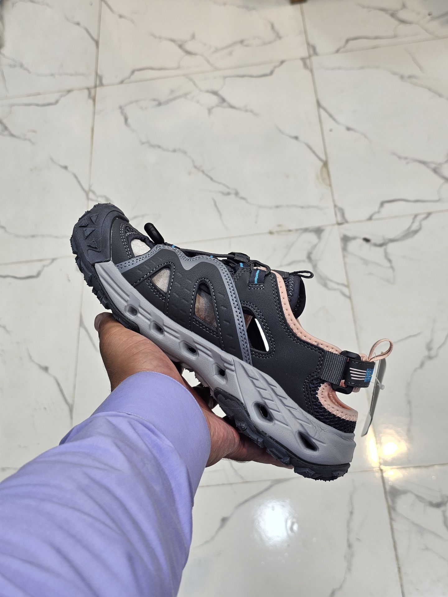 صندل آبنوردی هامتو ویتنامی /Humtto Sandals /سایز ۳۶الی ۴۰/ساخت ویتنام/ فروش تکی و عمده