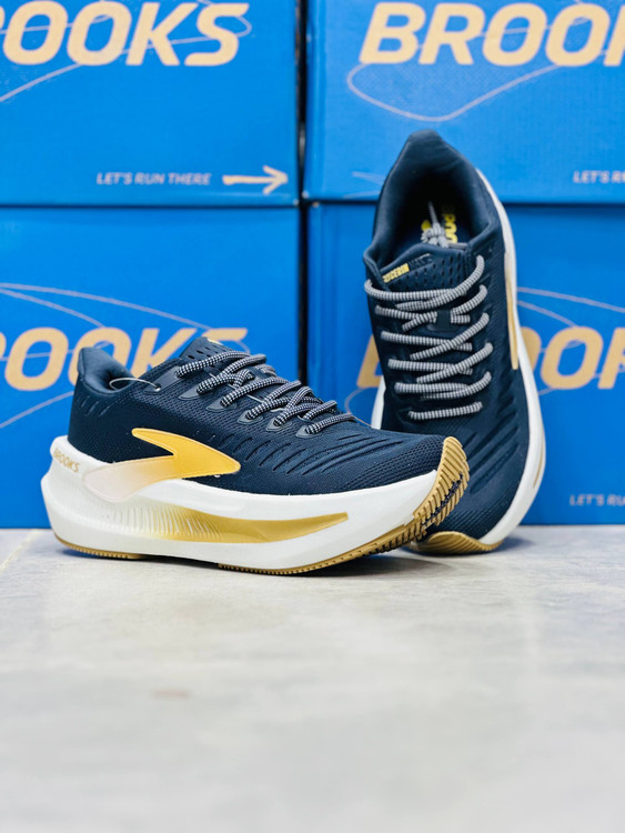 کتونی مسترکوالیتی بروکس گلیسرین مکس ۲ / سایز ۴۰ الی ۴۵ / Brooks Glycerin max 2 / ضمانت کیفیت کالا