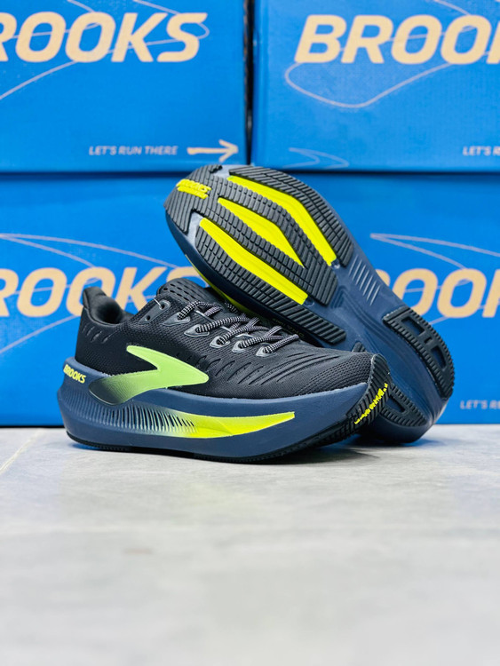 کتونی مسترکوالیتی بروکس گلیسرین مکس ۲ / سایز ۴۰ الی ۴۵ / Brooks Glycerin max 2 / سفید زیره سفید و آبی