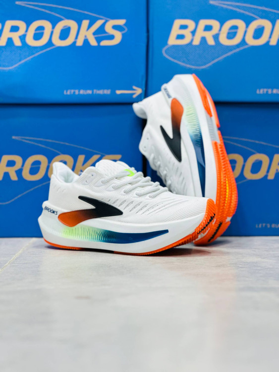 کتونی مسترکوالیتی بروکس گلیسرین مکس ۲ / سایز ۴۰ الی ۴۵ / Brooks Glycerin max 2 / ضمانت کیفیت کالا