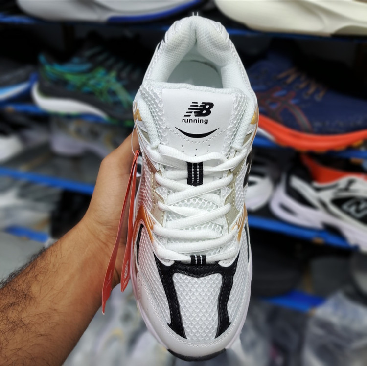 خرید کتونی نیوبالانس ۵۳۰/new balance 530/ست اسپرت مناسب پیاده رویی،دویدن ،رانینگ، اصل ویتنام سایز 37_۳۸_۳۹_۴۰همراه با جعبه بارکد دار فروش تکی و عمده ضمانت و کیفیت کالا