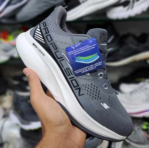 کتونی اسکیچرزمکس کویشن/Skechers max cushioning /سایز ۴۰الی ۴۵/ساخت ویتنام/فروش تکی و عمده/ضمانت و کیفیت کالا