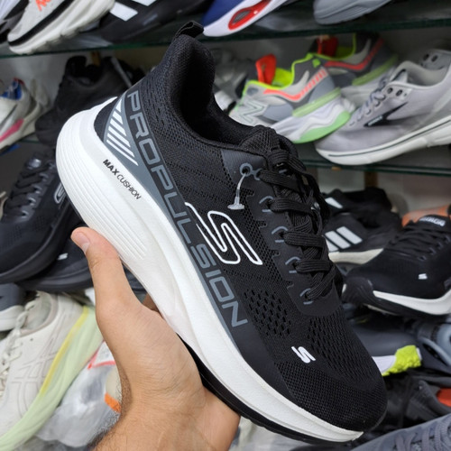 کتونی اسکیچرزمکس کویشن/Skechers max cushioning /سایز ۴۰الی ۴۵/ساخت ویتنام/فروش تکی و عمده/ضمانت و کیفیت کالا
