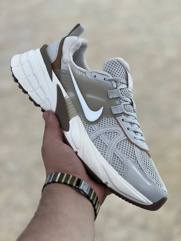 کتونی نایک وی تو کی Nike V2k Run/ساخت ویتنام/سایز ۴۰الی ۴۵/باجعبه بارکد دار