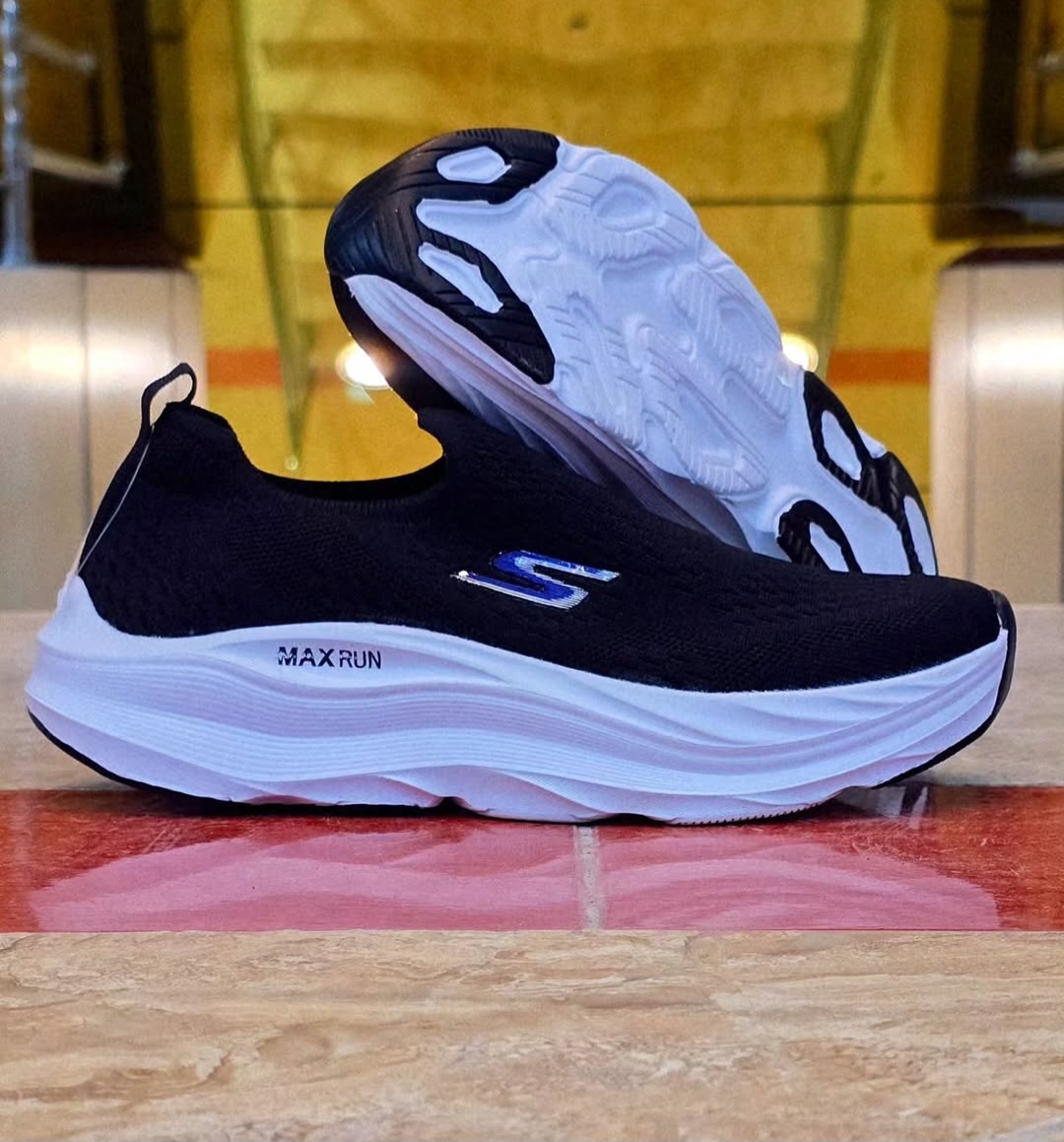 کتونی اسکیچرز ۲۰۲۵ بدون بند مموری فوم سبک و طبی و راحت مستر کوالیتی /Skechers Slip _Ins Ultra Go Sole Memory Foam /سایز۳۷_۳۸_۳۹_۴۰/ساخت ویتنام /فروش عمده و تک/ضمانت و کیفیت ویتنام