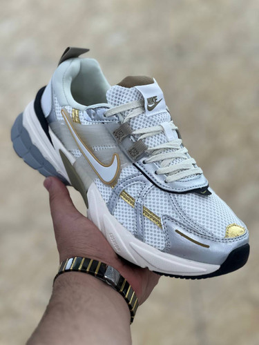 کتونی نایک وی تو کی/Nike V2k Run/ساخت ویتنام/سایز ۴۰تا ۴۵