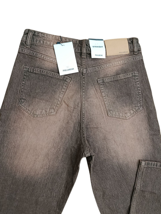 شلوار جین مام بگ پول اند بیر Pull&Bear | فیت آزاد، قد 110، استایل ترندی و راحت