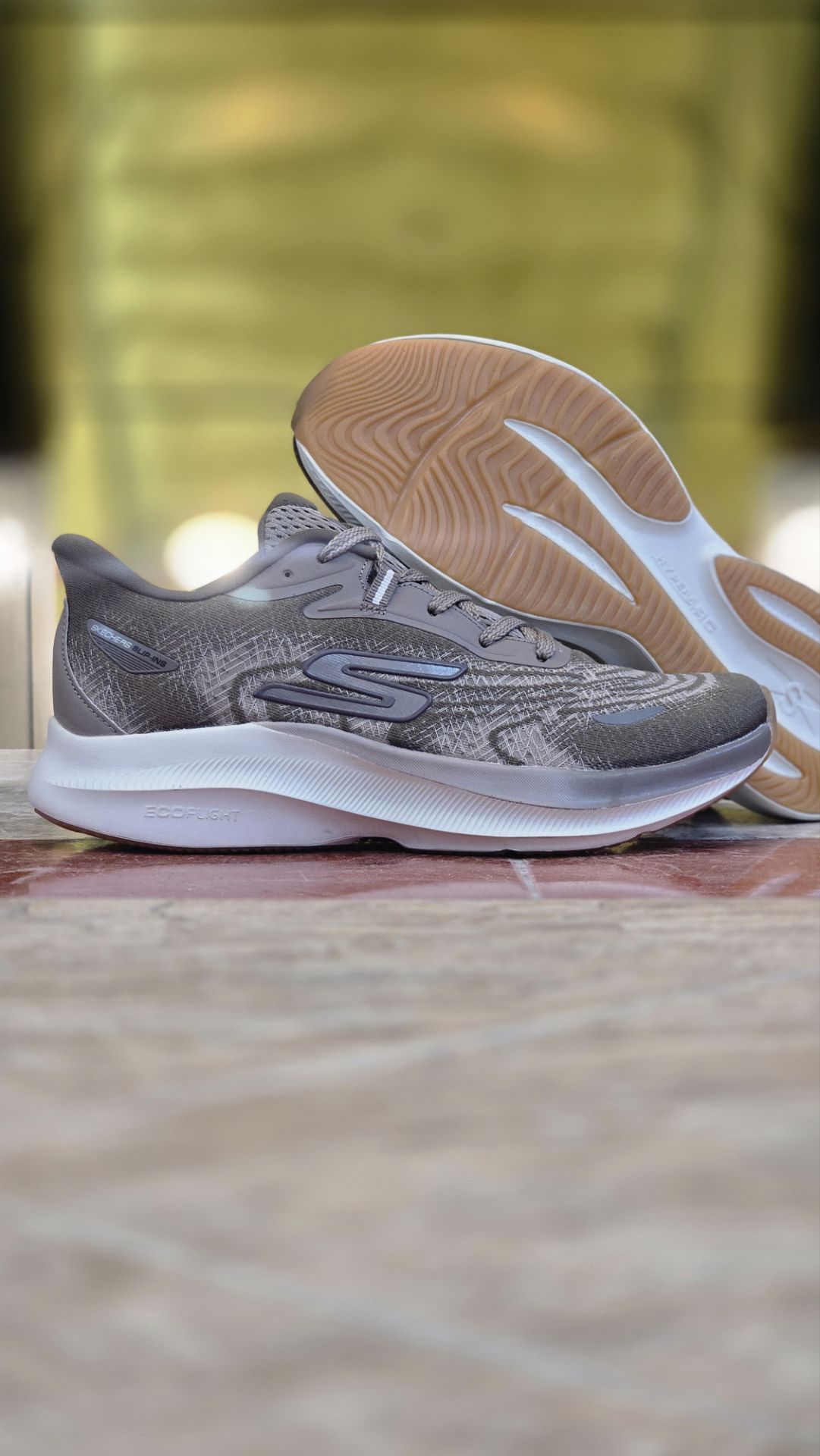 کتونی اسکیچرز اسلیپ مستر کوالیتی A/اصل ویتنام /Skechers Slip-ins Max Cushioning /سایز ۴۰ ۴۱ ۴۲ ۴۳ ۴۴ ۴۵/فروش تکی و عمده