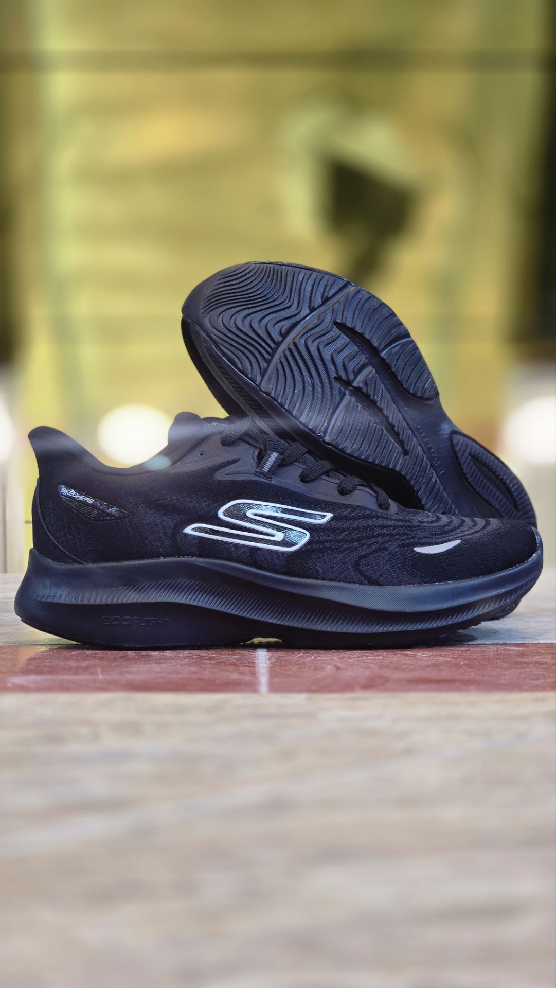 کتونی اسکیچرز اسلیپ مستر کوالیتی A/اصل ویتنام /Skechers Slip-ins Max Cushioning /سایز ۴۰ ۴۱ ۴۲ ۴۳ ۴۴ ۴۵/فروش تکی و عمده