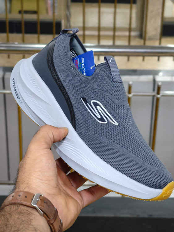کتونی مسترکوالیتی اسکیچرز اسلیپ اینس/ساخت ویتنام /Skechers Slip-ins Max Cushioning /سایز ۴۰ ۴۱ ۴۲ ۴۳ ۴۴ ۴۵/فروش تکی و عمده/ضمانت کالا