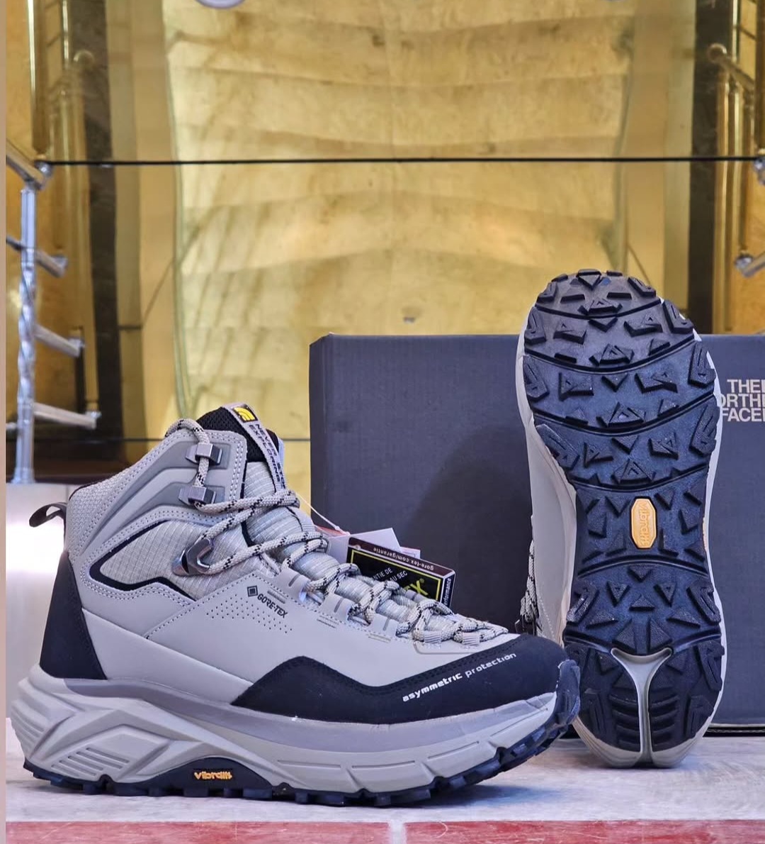 بوت کوهنوردی نورث فیس Gore-Tex /Vibram/The North Face/سایز ۴۰ ۴۱ ۴۲ ۴۳ ۴۴ ۴۵/ ضمانت اصالت کالا/فروش تکی و عمده