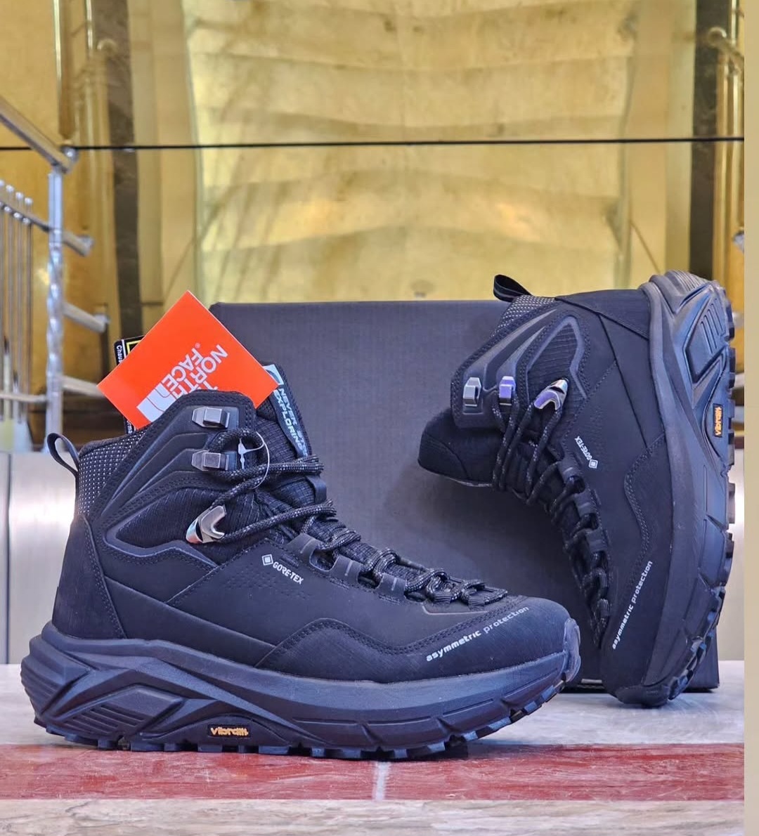 بوت کوهنوردی نورث فیس Gore-Tex /Vibram/The North Face/سایز ۴۰ ۴۱ ۴۲ ۴۳ ۴۴ ۴۵/ ضمانت اصالت کالا/فروش تکی و عمده