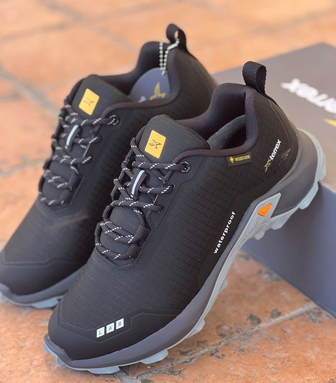 کتونی طبیعتگردی و ضد آب ایکس ترکس/ساخت ویتنام/سایز ۴۱ الی ۴۵/x-terrex waterproof/فروش تکی و عمده/ضمانت اصالت کالا
